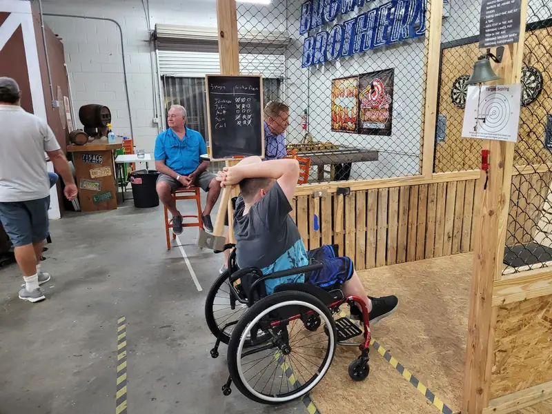Inclusive axe throwing โ accessible lanes